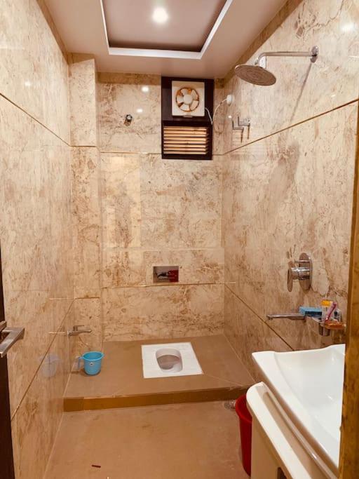 Sai Inn, 2 Bhk Luxury Flat At Mahmoorganj, * Varanasi