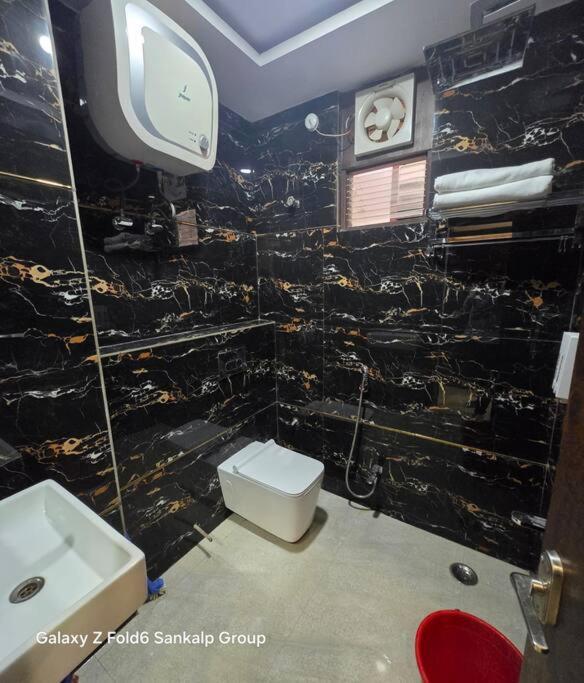Sai Inn, 2 Bhk Luxury Flat At Mahmoorganj, * Varanasi