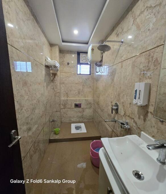 Sai Inn, 2 Bhk Luxury Flat At Mahmoorganj, Varanasi